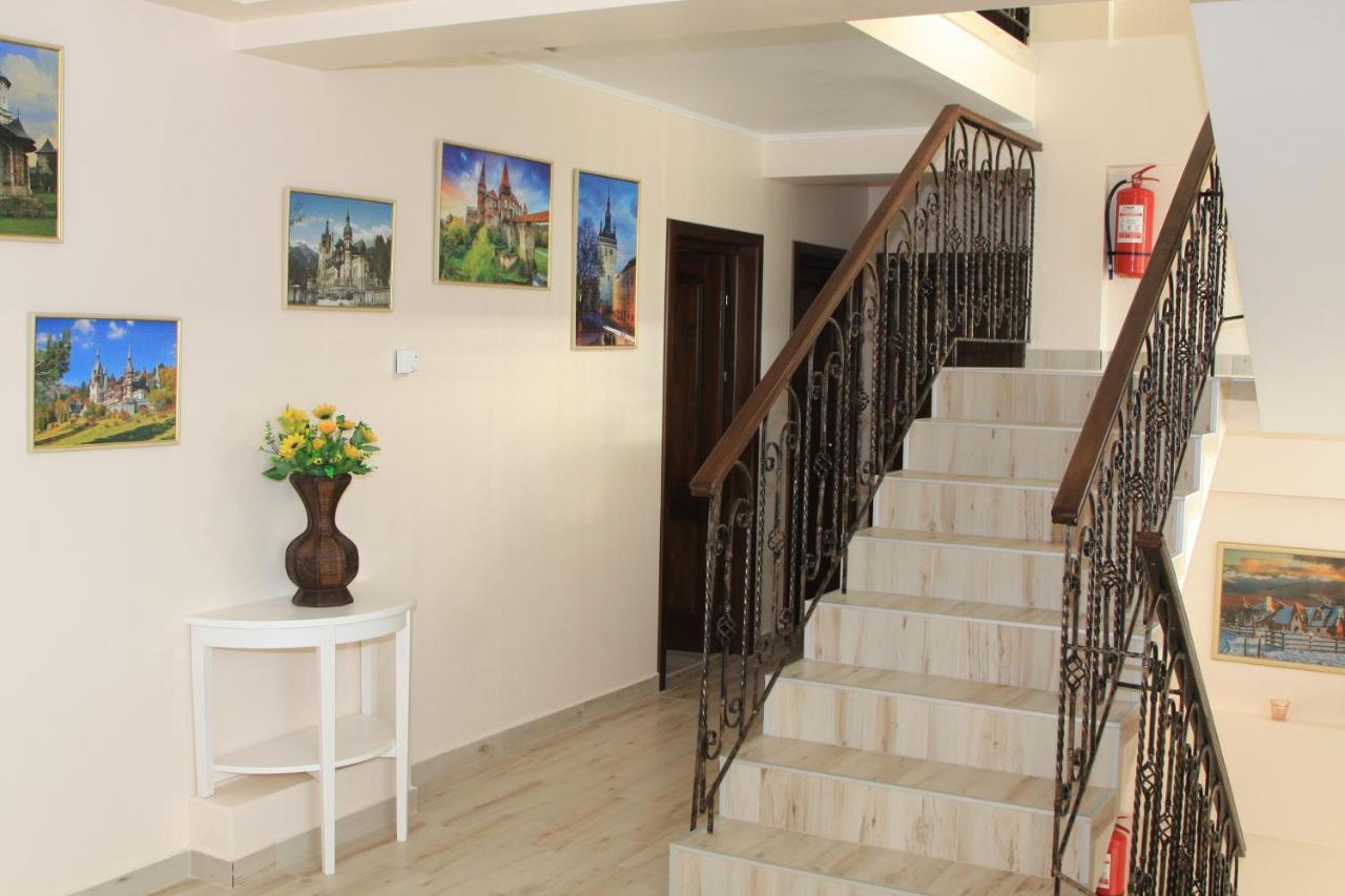 Camere De Inchiriat Băltenii de Sus Esterno foto