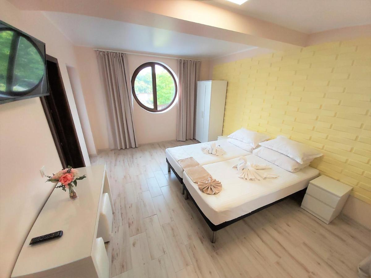 Camere De Inchiriat Băltenii de Sus Esterno foto